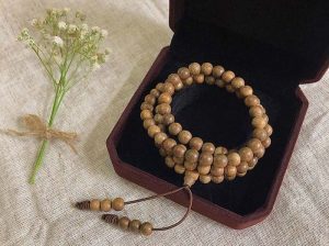 Vòng trầm hương mất mùi: Nguyên nhân và cách khắc phục