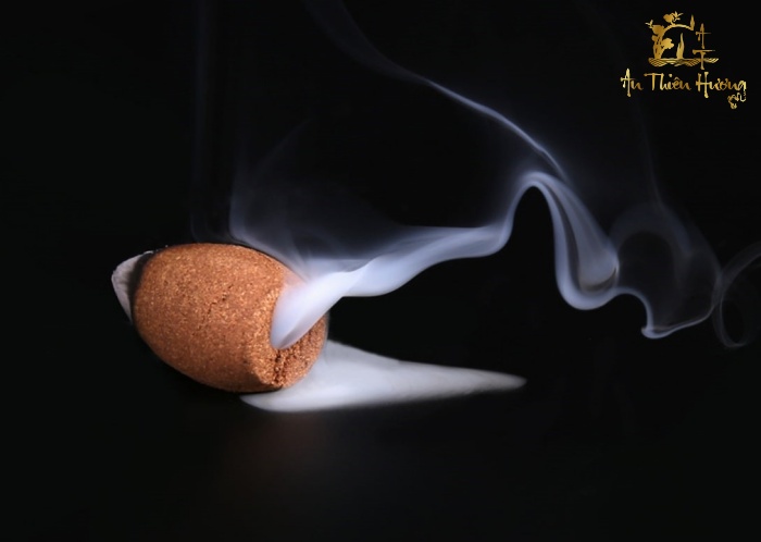 cách đốt trầm hương