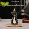 Với thiết kế sang trọng và độc đáo, mỗi chiếc thác khói được làm thủ công tỉ mỉ từ chất liệu gốm sứ cao cấp, mang đến không gian ấm áp và bí ẩn cho tổ ấm của bạn.