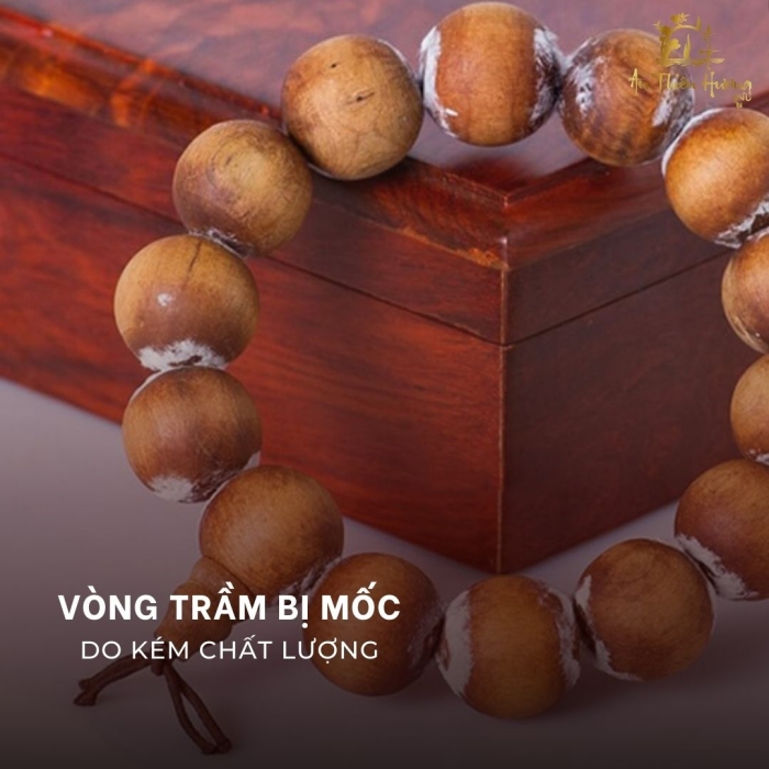 vòng trầm bị mốc