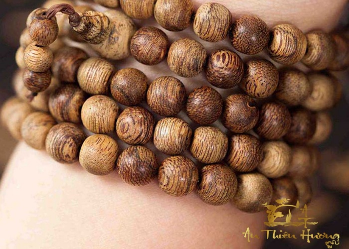 Trầm Banh Lào còn có công dụng để làm chất lưu giữ mùi nước hoa